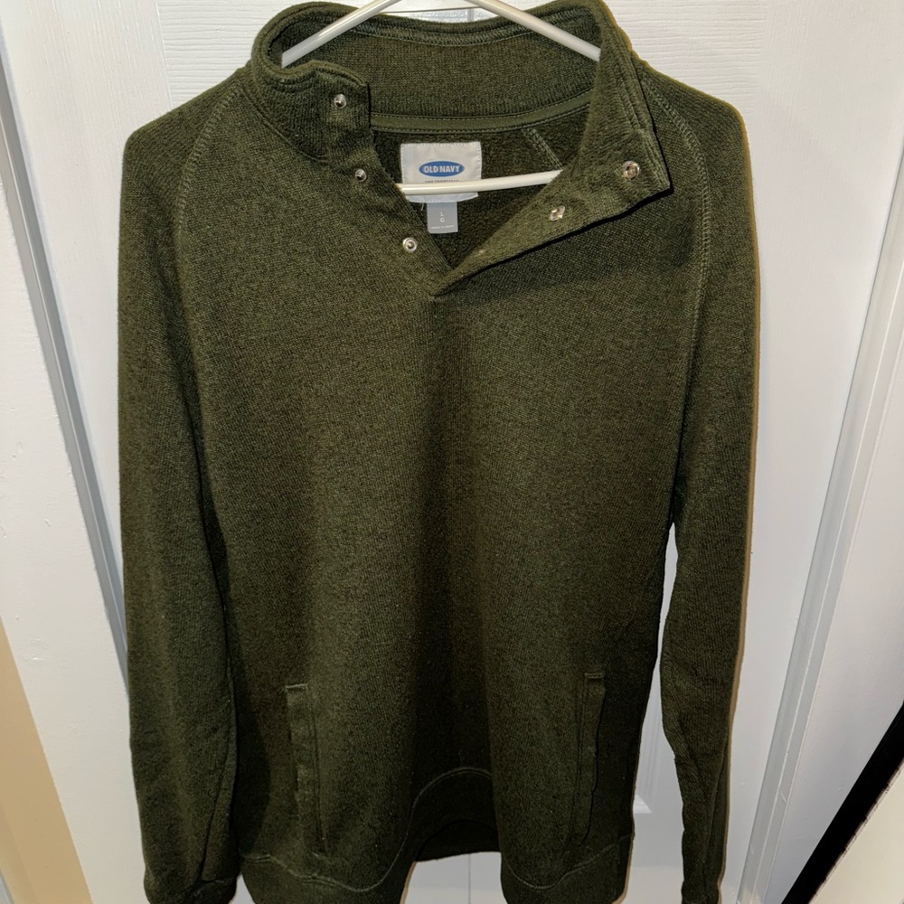 Old Navy Men's Green Sweater